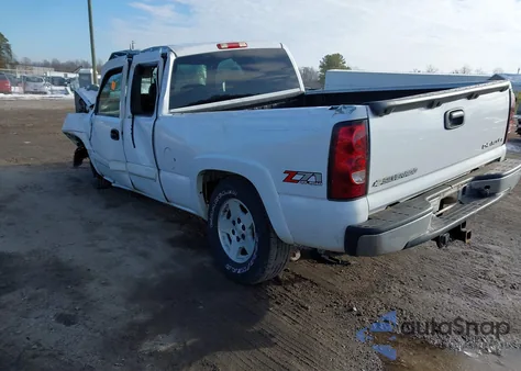 2005 Chevrolet Silverado 1500 Z71 из США, поврежденный, VIN 2GCEK19T451200829